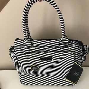Jujube Be Classy diaper bag